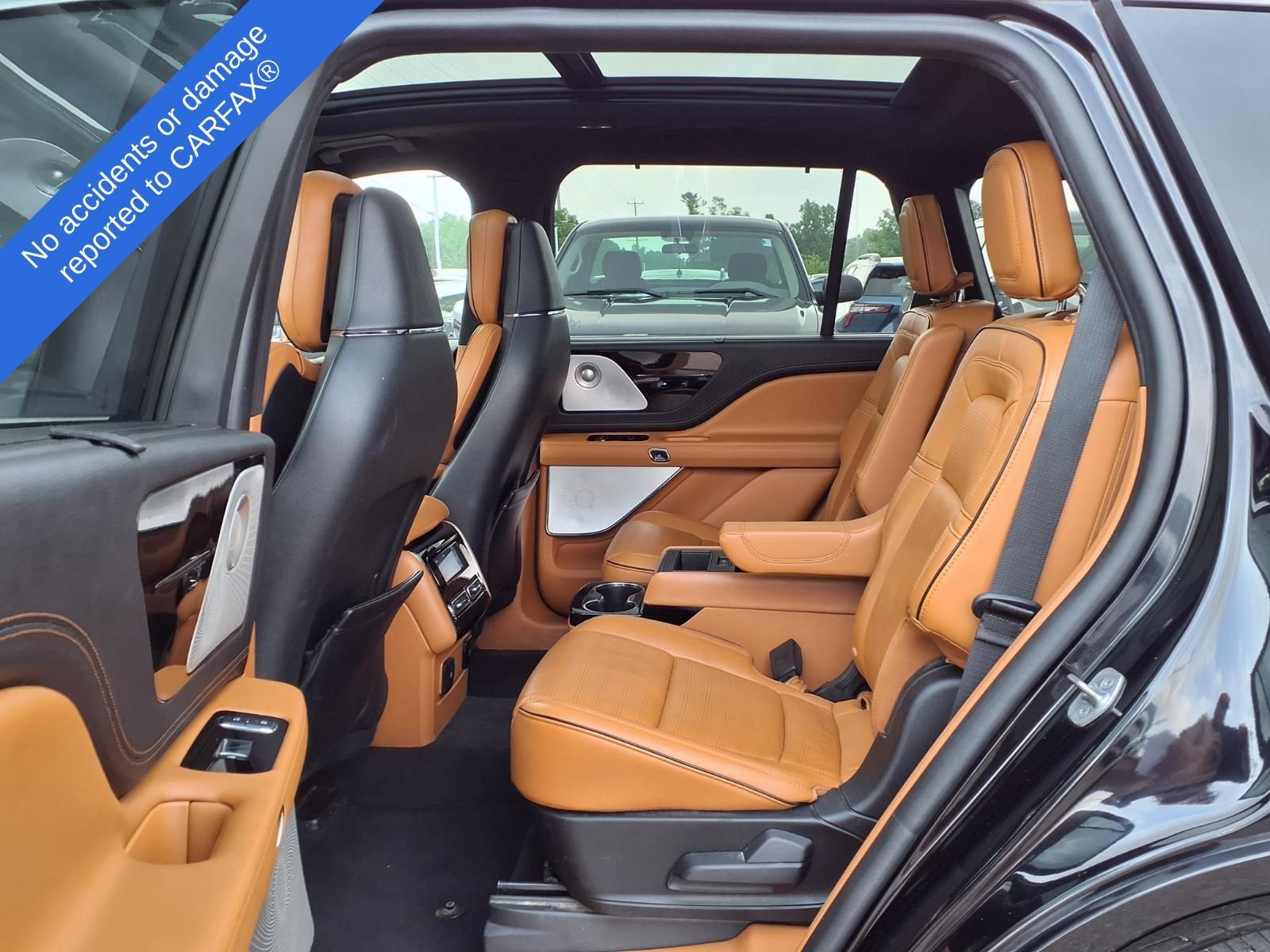 Used 2023 Lincoln Aviator Black Label AWD/4WD image 12