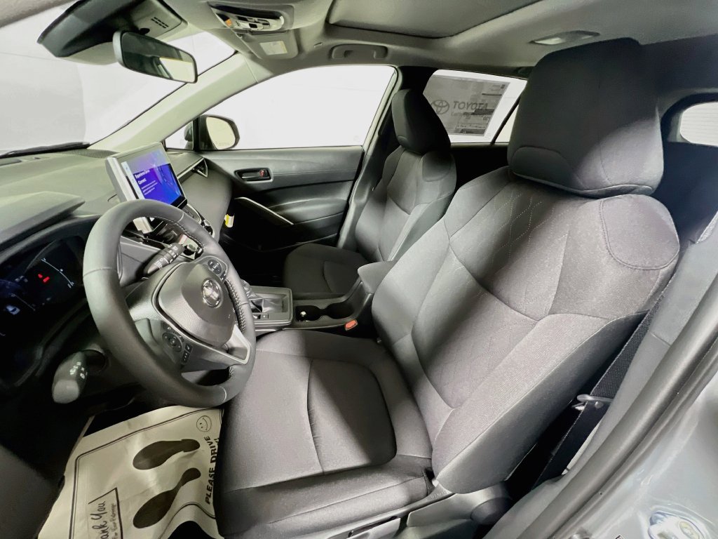 New 2026 Toyota Corolla Cross LE w/ Moonroof Package AWD/4WD image 16