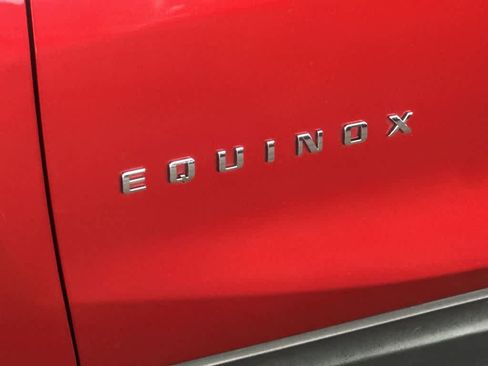 Used 2023 Chevrolet Equinox LT FWD image 10