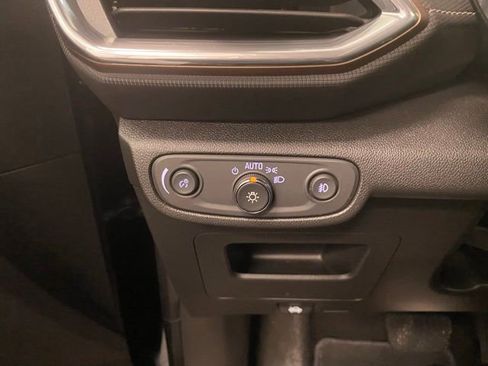 Used 2021 Chevrolet TrailBlazer ACTIV w/ Sun and Liftgate Package AWD/4WD image 18