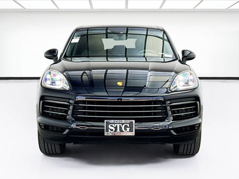 Used 2020 Porsche Cayenne AWD/4WD image 2