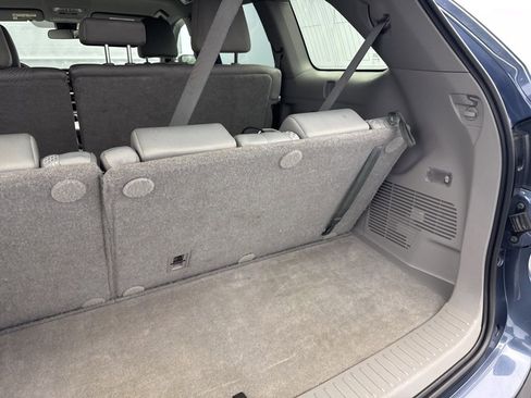 Used 2019 Toyota Highlander LE image 43