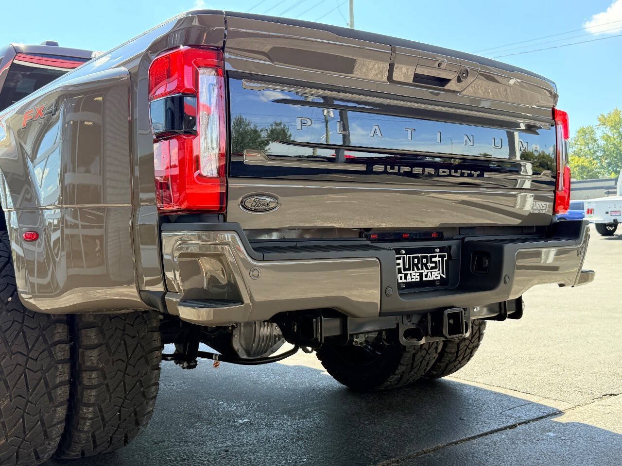Used 2026 Ford F450 Platinum w/ Platinum Plus Package AWD/4WD image 8