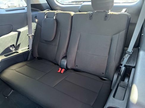Certified 2024 Ford Explorer XLT AWD/4WD image 14