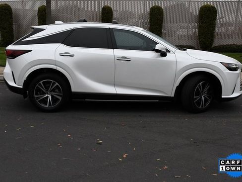 Used 2024 Lexus RX 350 Premium w/ Convenience Package image 3