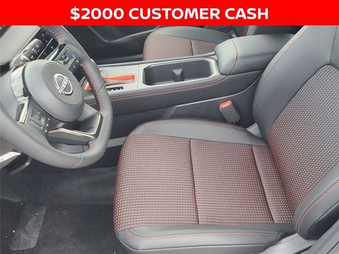 New 2026 Nissan Kicks SR FWD image 9