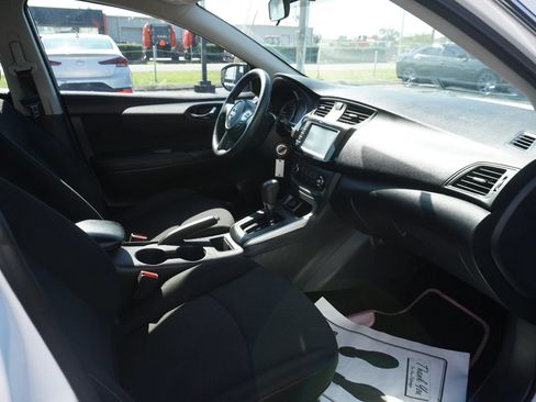 Used 2019 Nissan Sentra S FWD image 21