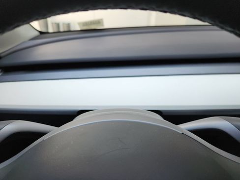Used 2023 Tesla Model Y Long Range AWD/4WD image 15