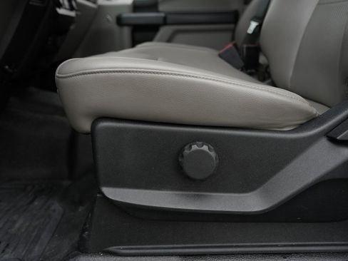 Used 2021 Ford F350 XL w/ Power Equipment Group image 26