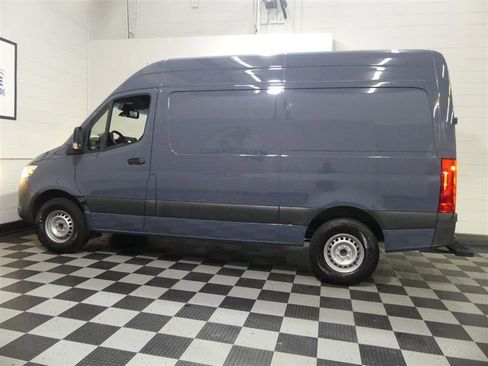 Used 2019 Mercedes-Benz Sprinter 144 image 6