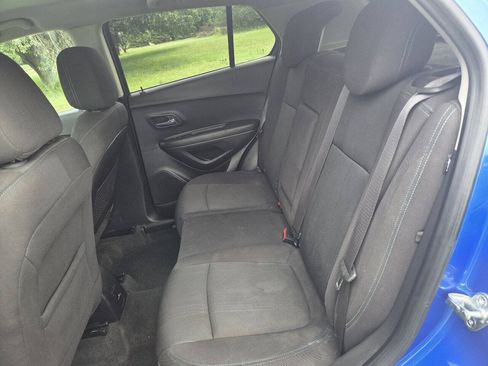 Used 2015 Chevrolet Trax LT FWD image 13