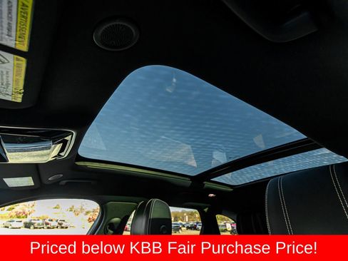 Used 2021 Land Rover Range Rover Velar S image 15