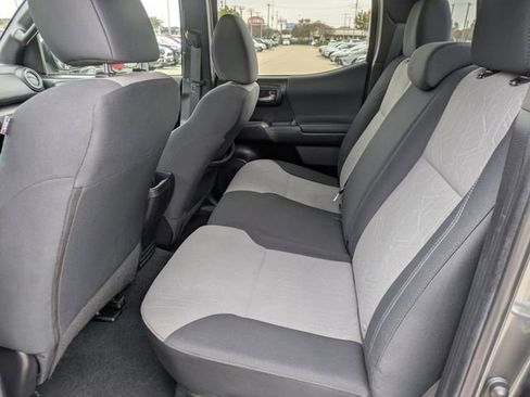 Used 2023 Toyota Tacoma TRD Off-Road image 26