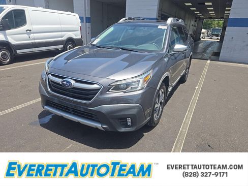 Used 2020 Subaru Outback Touring XT AWD/4WD image 1