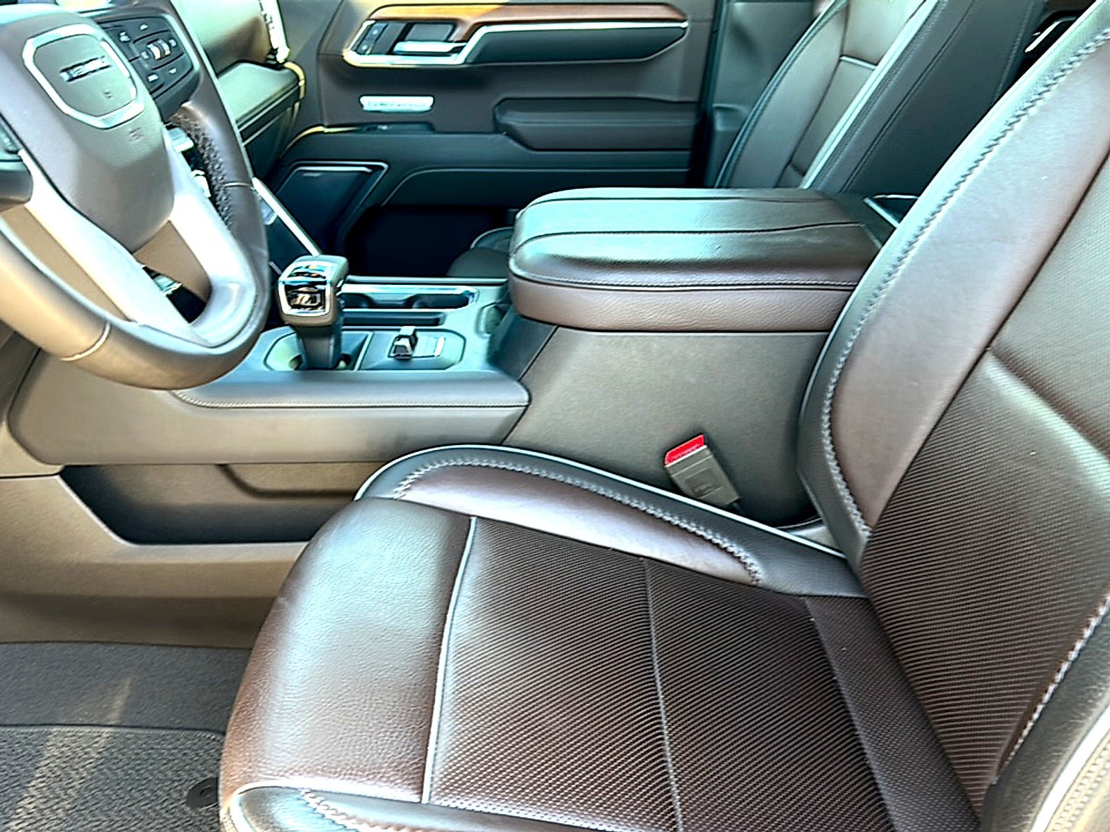 Used 2023 GMC Sierra 1500 Denali w/ Denali Reserve Package AWD/4WD image 13