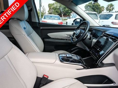 Certified 2022 Hyundai Tucson Limited FWD image 18