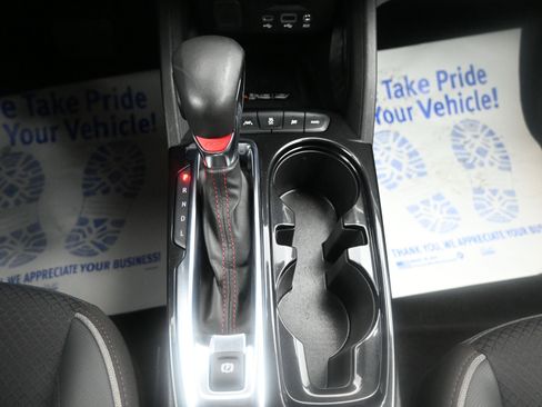 Used 2023 Chevrolet TrailBlazer RS w/ Sun and Liftgate Package image 18