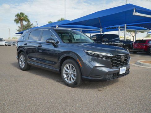 Used 2025 Honda CR-V EX image 3