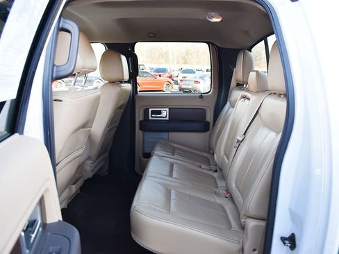 Used 2013 Ford F150 Lariat w/ Lariat Chrome Pkg image 6