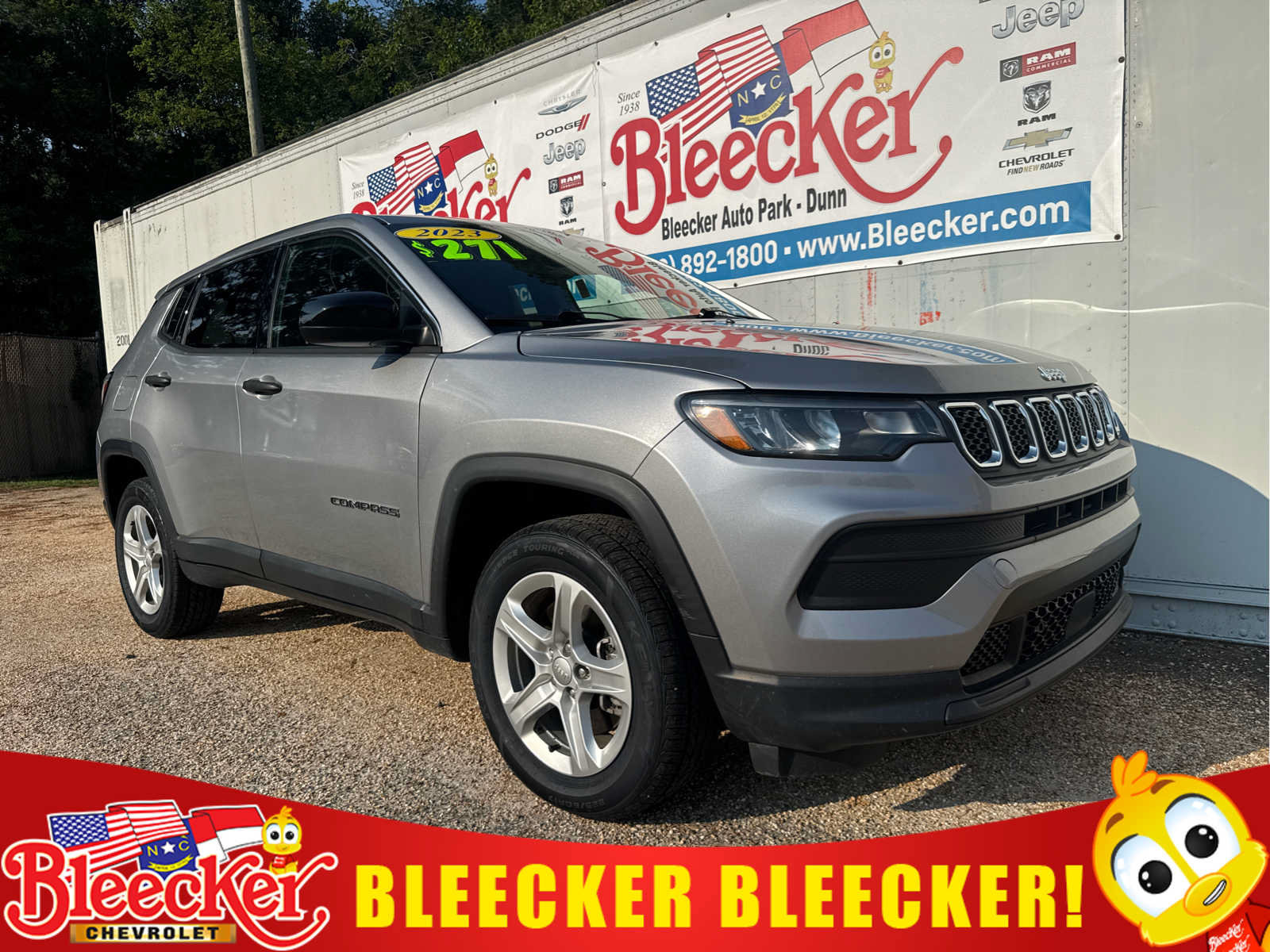 Used 2023 Jeep Compass Sport AWD/4WD image 1