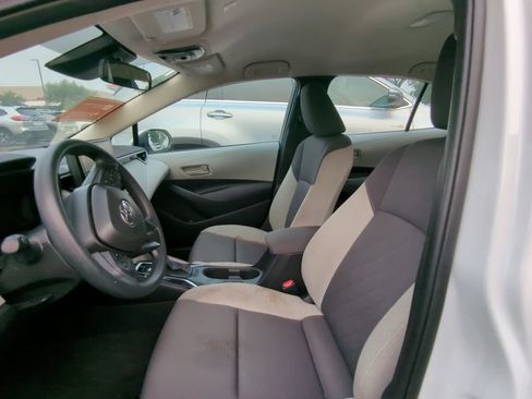 Used 2026 Toyota Corolla LE FWD image 6