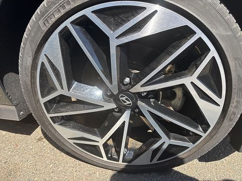 Used 2024 Hyundai Ioniq 6 SEL image 27