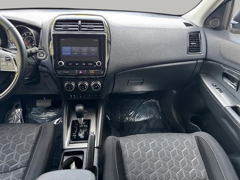 Used 2021 Mitsubishi Outlander Sport SE image 19