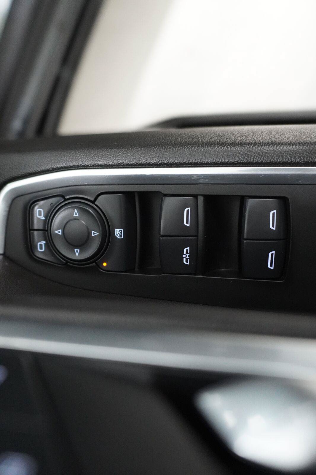Used 2025 Chevrolet Silverado 1500 LT RWD image 20
