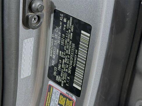 Used 2023 Kia Rio S FWD image 10