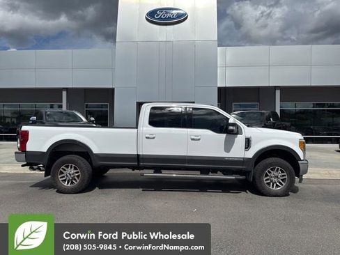 Used 2017 Ford F350 Lariat w/ Lariat Value Package image 4
