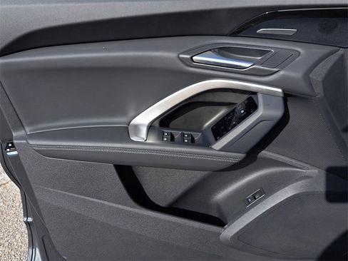 New 2025 Audi Q5 Premium Plus image 19