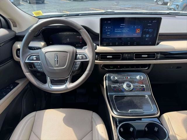 Used 2022 Lincoln Nautilus Reserve AWD/4WD image 20