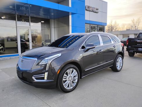 Used 2019 Cadillac XT5 Premium Luxury w/ Driver Assist Package image 30