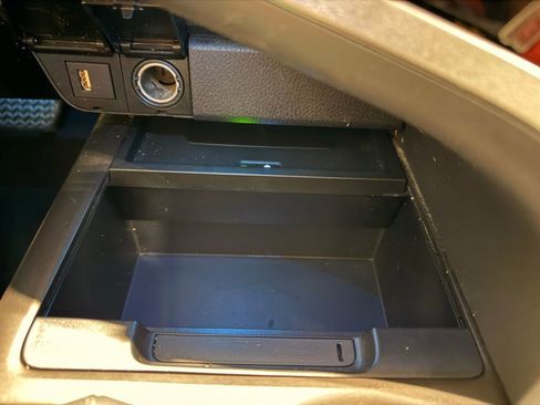 Used 2021 Toyota Camry XSE image 26