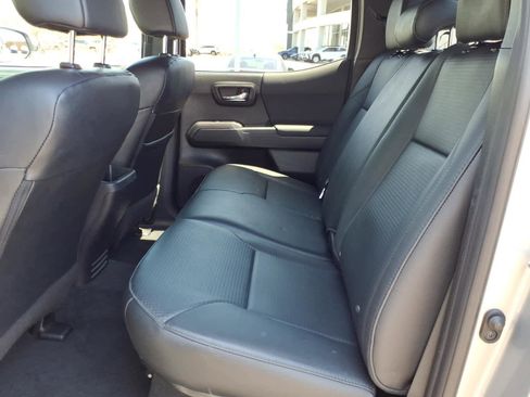 Used 2021 Toyota Tacoma TRD Sport w/ TRD Premium Sport Package RWD image 29