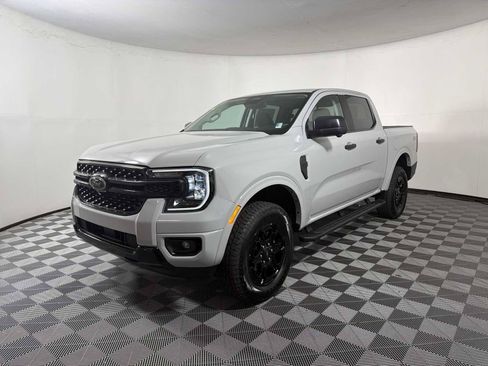 New 2026 Ford Ranger XLT w/ Equipment Group 301A High AWD/4WD image 3