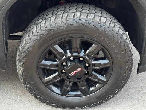 Used 2024 GMC Sierra 2500 AT4 w/ AT4 Premium Plus Package AWD/4WD image 51