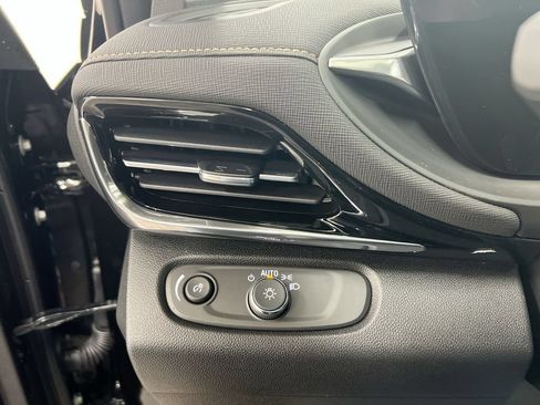New 2026 Buick Envista Preferred FWD image 18