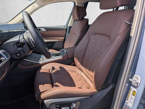 New 2026 BMW X7 xDrive40i AWD/4WD image 4