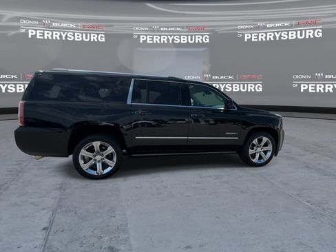 Used 2016 GMC Yukon XL Denali w/ Open Road Package AWD/4WD image 8