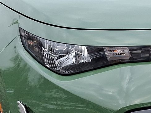 Certified 2023 Kia Soul EX image 9