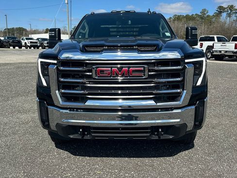 New 2026 GMC Sierra 3500 SLE w/ SLE Convenience Package image 3