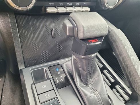 Used 2024 Toyota Tacoma TRD Sport image 21
