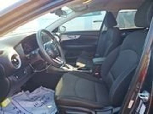 Used 2023 Kia Forte LXS image 13