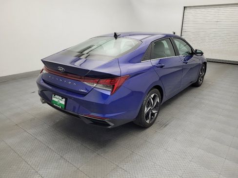 Used 2023 Hyundai Elantra Limited FWD image 9