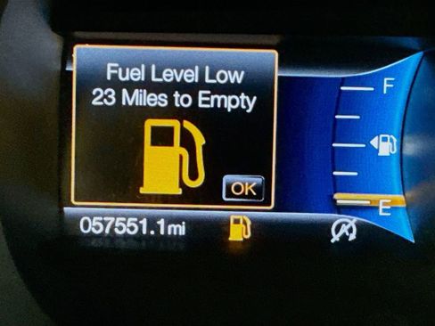 Used 2020 Ford Edge Titanium FWD image 12