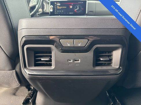 Used 2024 GMC Sierra 2500 AT4 w/ AT4 Preferred Package AWD/4WD image 17