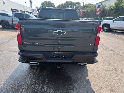 Used 2025 Chevrolet Silverado 1500 LT Trail Boss w/ LT Trail Boss Premium Package AWD/4WD image 10