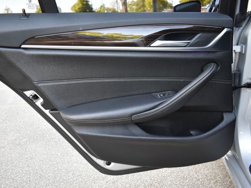 Used 2019 BMW 530i xDrive w/ Convenience Package AWD/4WD image 33