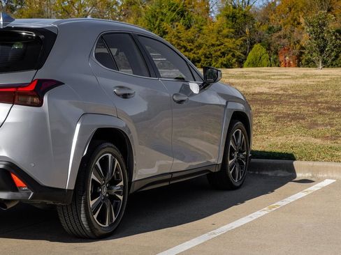 Used 2023 Lexus UX 250h FWD w/ Premium Package image 14